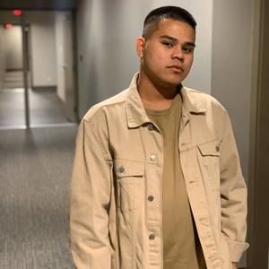 Meet your Posher, Silas